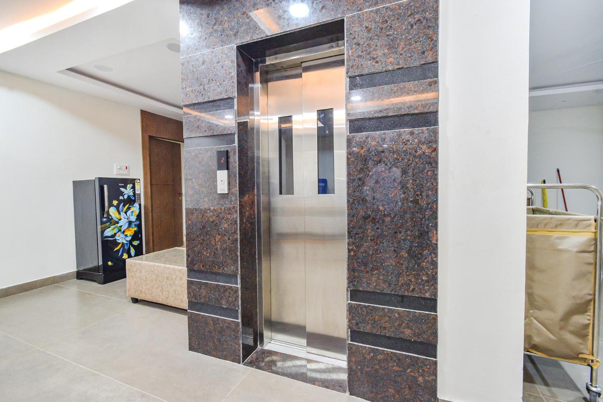 Fabhotel Seri - Nr Kims Hospital, Gachibowli 海得拉巴 外观 照片
